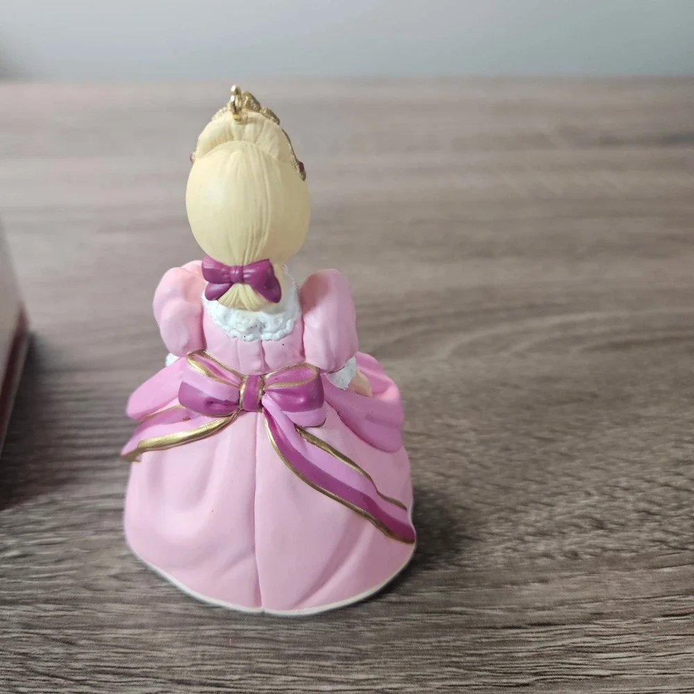 Hallmark Keepsake Ornament 1995 Madame Alexander Cinderella Pink Dress Boxed